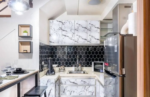 San Lorenzo Condo | Executive Loft @Greenbelt w/Manhattan-like Viewnn
