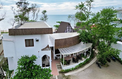 Sipalay Apartment | Executive Room 2