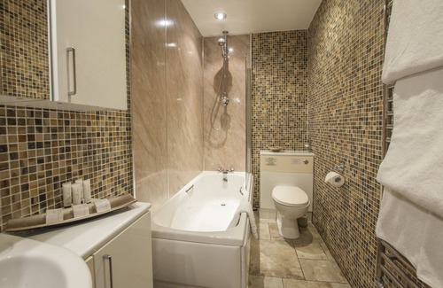 Kennford Hotel | Exeter Court Hotel