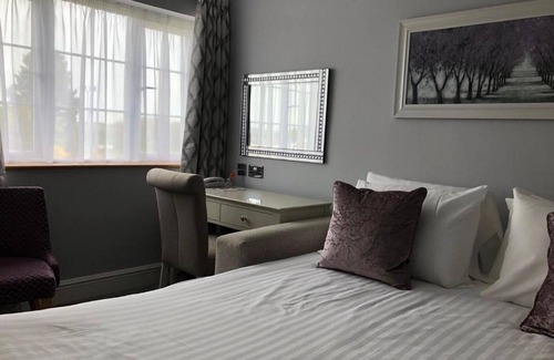 Kennford Hotel | Exeter Court Hotel