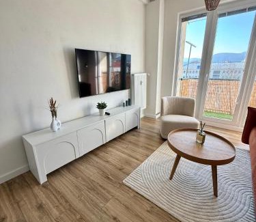 Zvolen Apartment | Exkluzívny apartmán v centre s parkovaním zadarmo ZV2