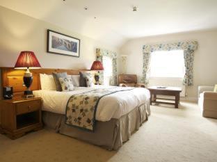 Exford Hotel | Exmoor White Horse Inn