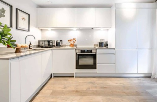 Holborn and Covent Garden Apartment | Expansive & Modern Duplex Apartment in Bloomsbury