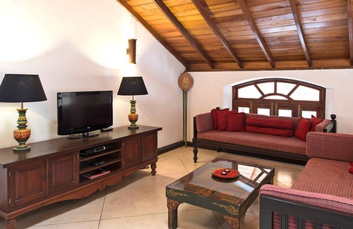 Fort Galle Villa | Experience a Luxury Holiday in Sri Lanka while staying in this Beautiful Villa, Galle Villa 1000