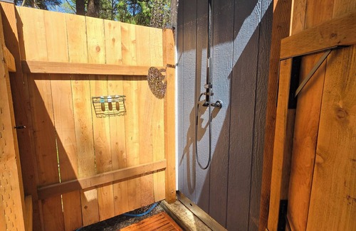 Copalis Beach Cabin | Experience Coastal Bliss in a Stunning Glass House Glamping Retreat