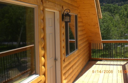 Nathrop Cabin | Experience Colorado between the peaks at the Bighorn Lodge
