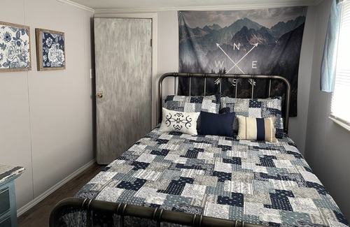 Vincent House | Experience Country Living at Hilltop Haven Vacation Home Rental. Pet free home.