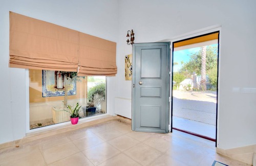 Silves Villa | Experience relaxation and beauty in a stunning Algarve villa.