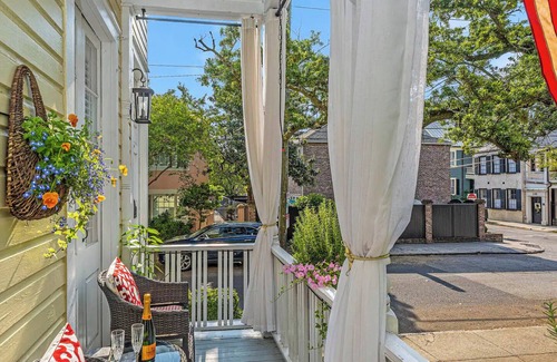 Harleston Village Condo | Experience the Heartbeat of Charleston on Queen Street