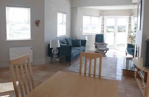 Doolin House | Experience the wild beauty of West Clare. adjacent to Lahinch, Liscannor