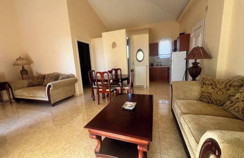 Agios Myronas Apartment | EXPLOR Mansion - Inclusive Experience