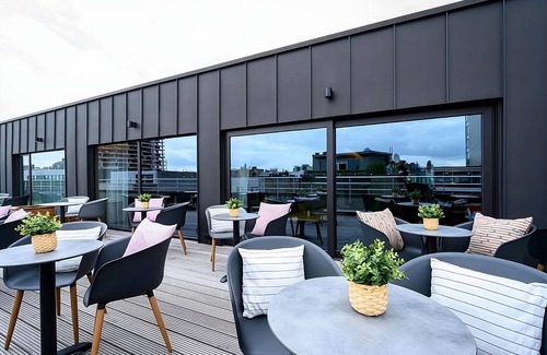 Jewish Quarter Apartment | Explore Downtown Antwerp! 4 Large Units w/ Kitchen! Covered Parking, Bike Rental