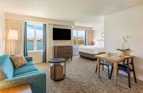 Oyster Point Hotel | Explore the Best of the City! Free Breakfast, Free Shuttle, Full Kitchen!