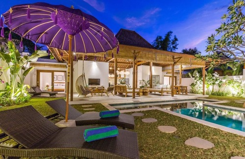Petitenget Villa | Exquise Tropical Dream Villa in Oberoi, Seminyak.