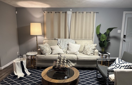 Moncton House | Exquisite 23 North Street Cottage