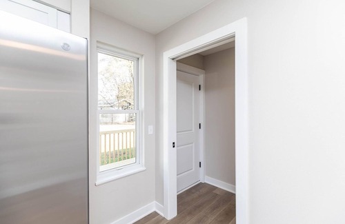 Berwick House | Exquisite Fully Renovated Home in Des Moines - Your Dream Home Awaits! WELCOME !