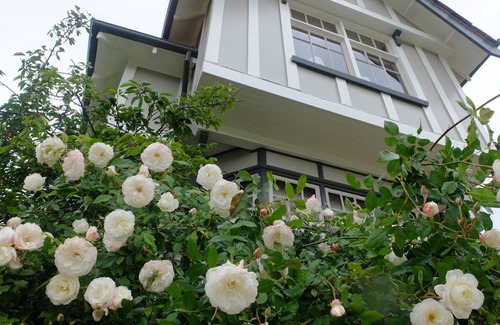 Oamaru House | Exquisite Luxury Property with Stunning Views