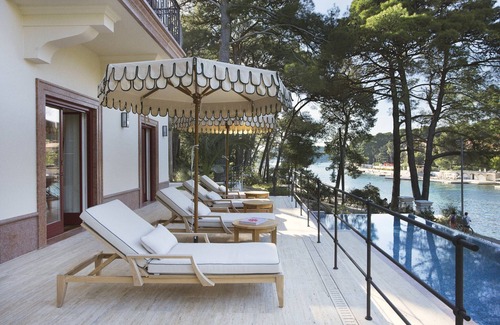 Cove Murtar Villa | Exquisite Mali Losinj Villa | Villa Serenity | 7 Bedrooms | Beach front |.