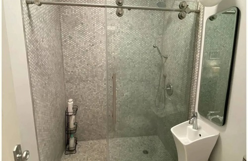Westlake Apartment | Exquisite Studio Perfect for 2! Near DTLA!