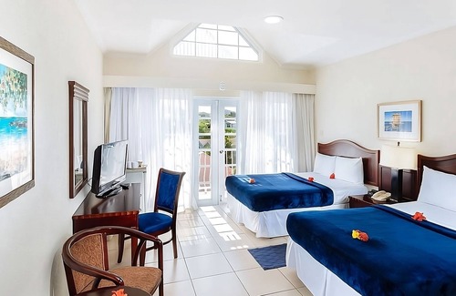 Rodney Bay Hotel | Exquisite Unit w/Access to Splash Island Water Park! Near Rodney Bay Marina