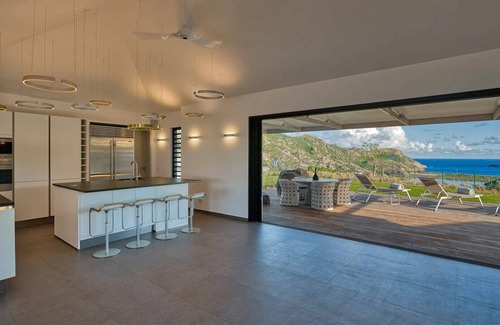 Morne de Depoudre Villa | Exquisite Villa with Heated Pool & Tropical Garden