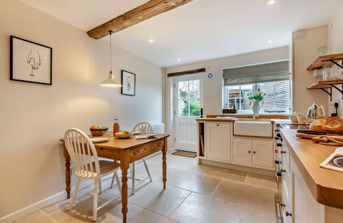 Stow-on-the-Wold Cottage | Exquisitely presented Cotswold holiday cottage - Little Cottage