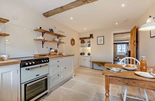 Stow-on-the-Wold Cottage | Exquisitely presented Cotswold holiday cottage - Little Cottage