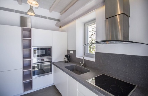 Elia Villa | ExquisiteVilla/Magnificent view/Luxury design/Infinity pool/Security Guard Live