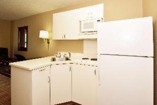 Maple Grove Hotel | Extended Stay America Suites - Minneapolis - Maple Grove