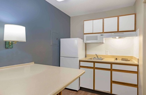 Innsbrook Hotel | Extended Stay America Select Suites - Richmond - West End - I-64