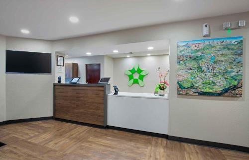 Alexandria West Hotel | Extended Stay America Suites - Washington, DC - Alexandria - Landmark