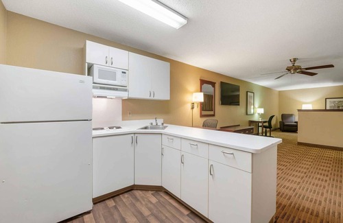 Lake Mary Hotel | Extended Stay America Suites Orlando Lake Mary 1036 Greenwoo