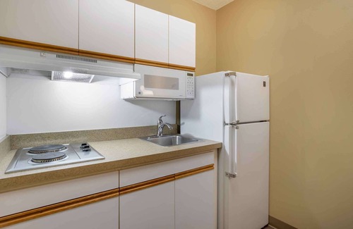 Factoria Hotel | Extended Stay America Suites Seattle Bellevue Factoria