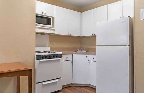Northville Hotel | Extended Stay America Suites Detroit Novi Orchard Hill Place