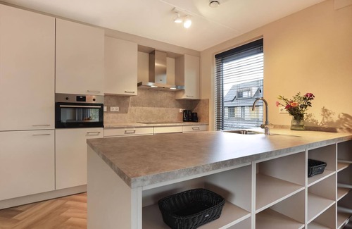 Aalden House | Extra luxury 12-person bungalow in the holiday park Landal Aelderholt