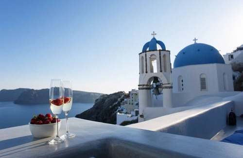 Oia Villa | Extravagant Santorini Villa | 2 Bedrooms | Villa Elara | Sun Terrace With Sea.