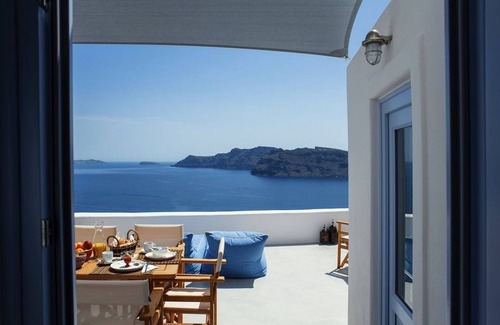 Oia Villa | Extravagant Santorini Villa | 2 Bedrooms | Villa Elara | Sun Terrace With Sea.