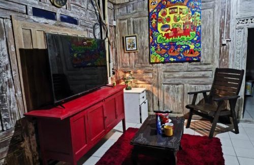 Kalasan Villa | Eyang Residence Limasan Kebon Dalem
