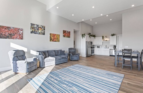 Northridge Apartment | Eyefull Tower Orem, Amazing Views, Sleeps 13, Private Deck and BBQ