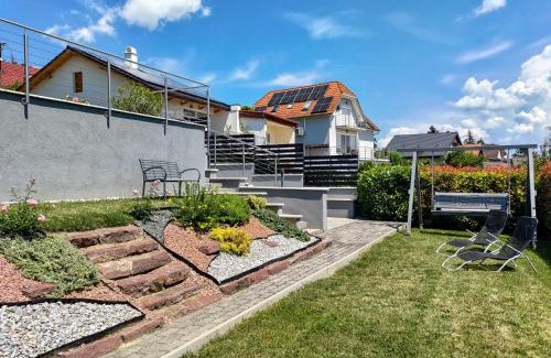 Balatonalmadi Apartment | Fügefa Apartman