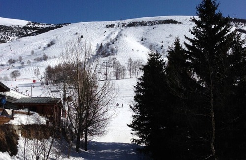 Les Deux Alpes Apartment | F2, 1st line on the slopes, 100m ESF, full equipment, free WIFI