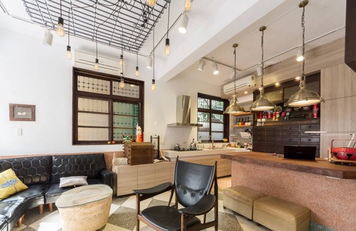 West Central District Apartment | F201 Double room in Tainan, Minzu Road