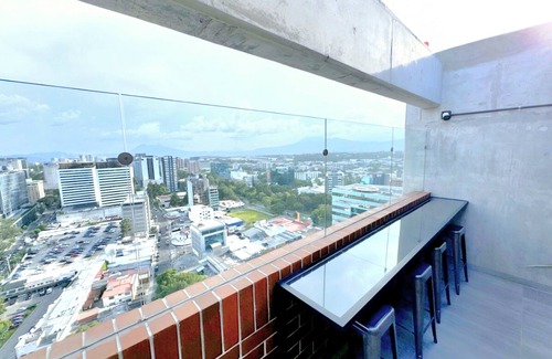 Zona 9 Apartment | F8 FIAMENE Cozy Luxury Apto+Wifi+TV+Gym+Laundry @Guatemala City, zona 10