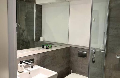 Covent Garden Apartment | Fab! 2 Bedr/3 Beds in the heart of Covent Garden!