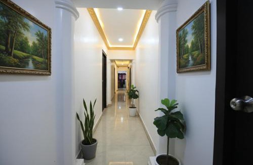 T Nagar Hotel | Fab Express Lloyd's Inn - Near Kodambakkam Railway Station