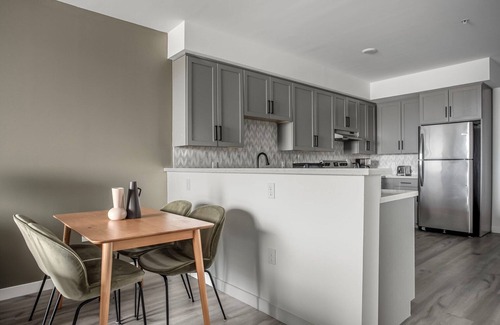 Faircrest Heights Apartment | Fab Fairfax 2BR w/Roof Deck, nr Grorceries & Shops, by Blueground