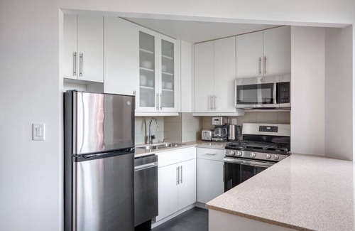Peter Cooper Village Apartment | Fab Kips Bay 1BR w/Doorman & W/D, nr Hospitals, by Blueground