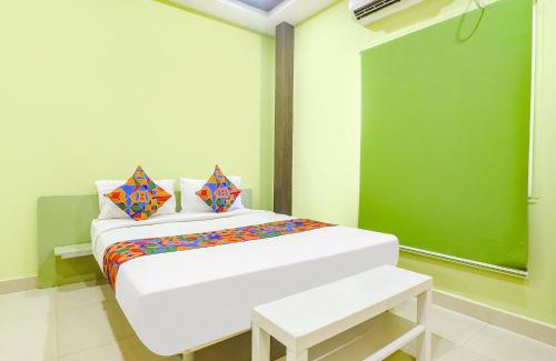 Jubilee Hills Hotel | FabExpress Airport Stay Inn - Nr Hyderabad International Airport, Shamshabad