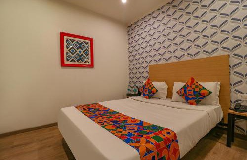 Chhatarpur Hotel | FabExpress Chattarpur Enclave - Opposite Tivoli Garden