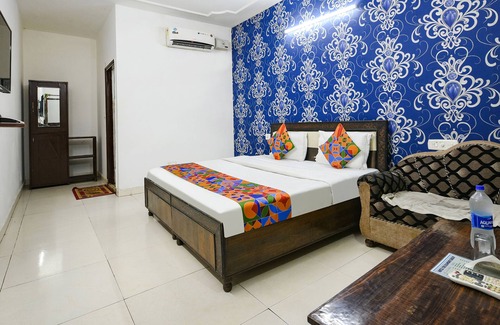 Sector 45 Hotel | Fabexpress Diamond Sector 45